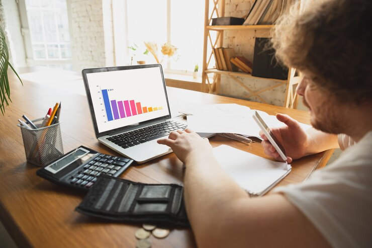 Finance, budgeting and accounting Courses Essential Online Training